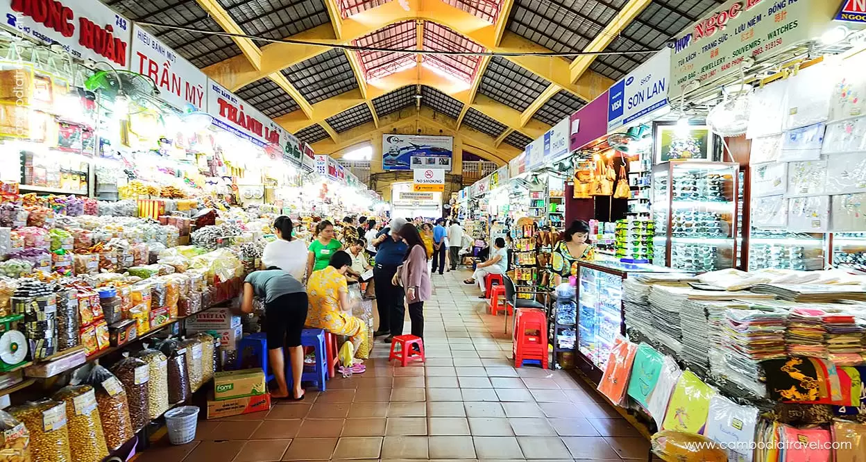 Combodia-Travel-BenThanh-Market-1