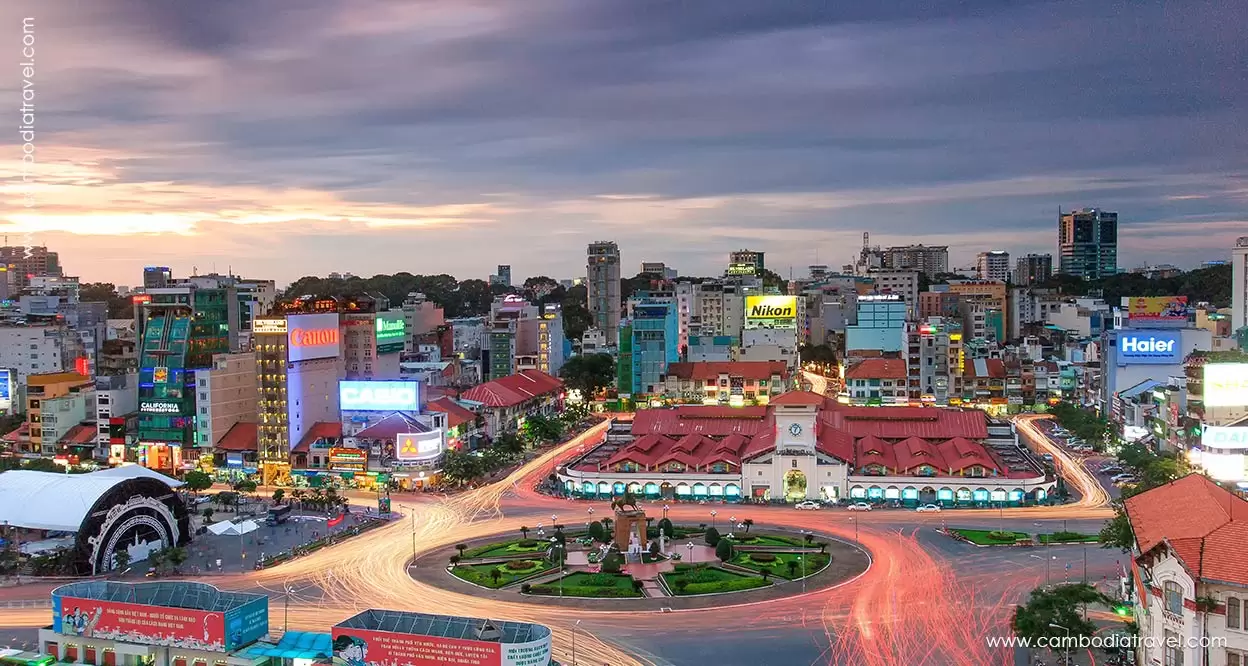 Combodia-Travel-BenThanh-Market-4