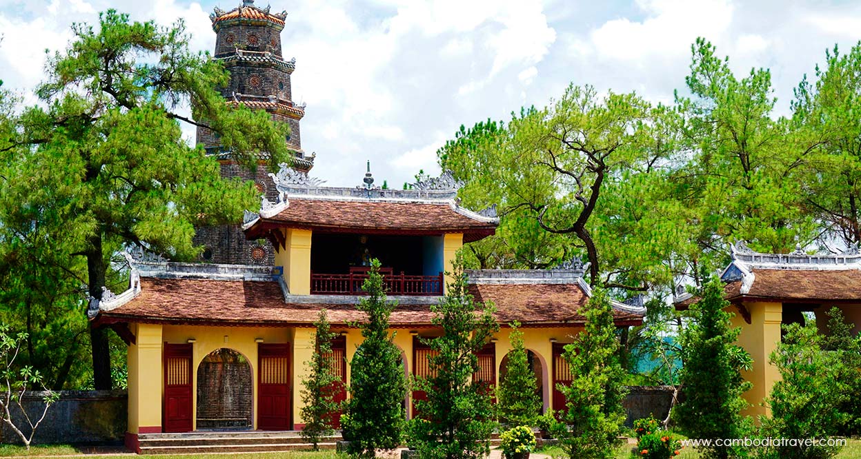 Vietnam-Hue-1