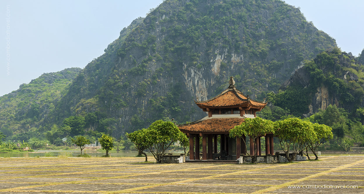 Vietnam-NinhBinh-2