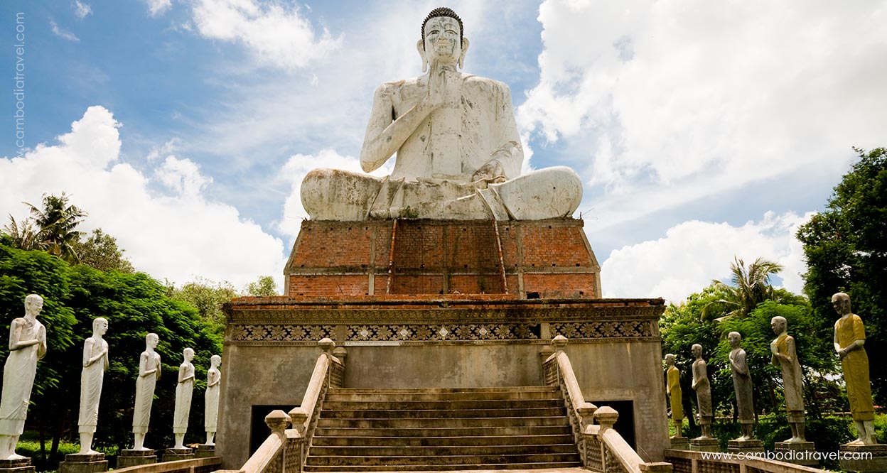 Cambodia-Battambang-Wat-Ek-Phnom-3