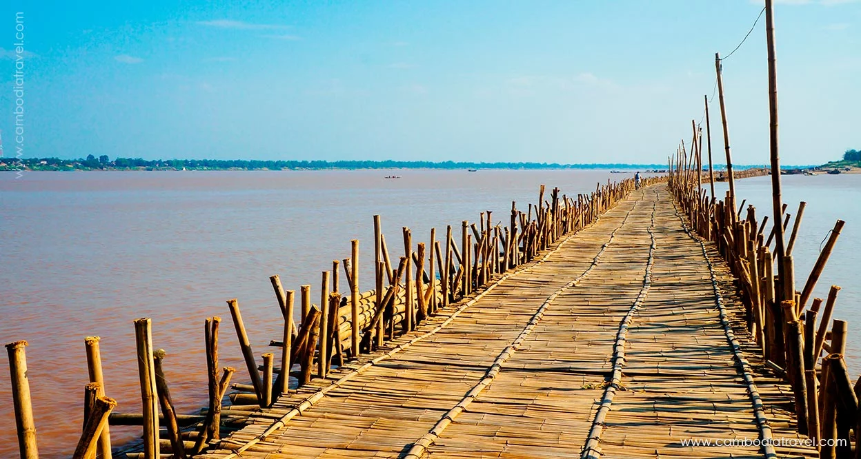 Cambodia-Kampong-Cham-Bamboo-Bridge-1