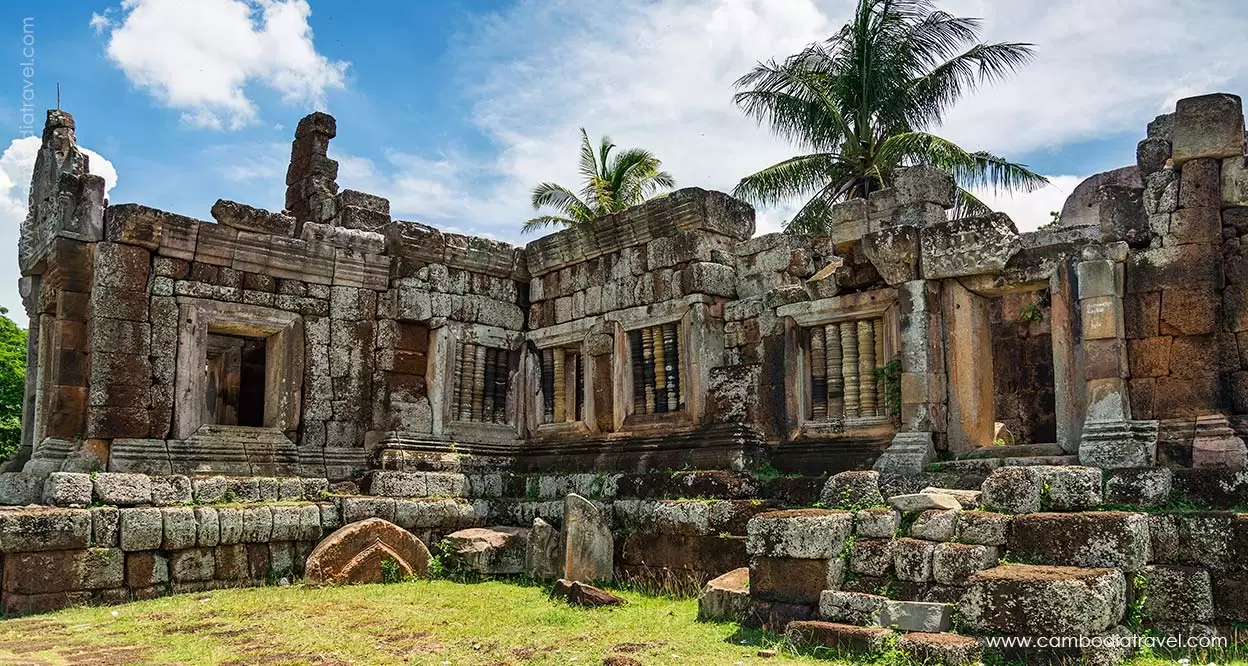 Cambodia-Phnom-Penh-Phnom-Chisor-Temple-2