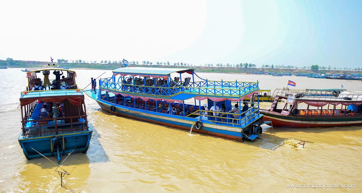 Cambodia-Siem-Reap-Tonle-Sap-Lake-15