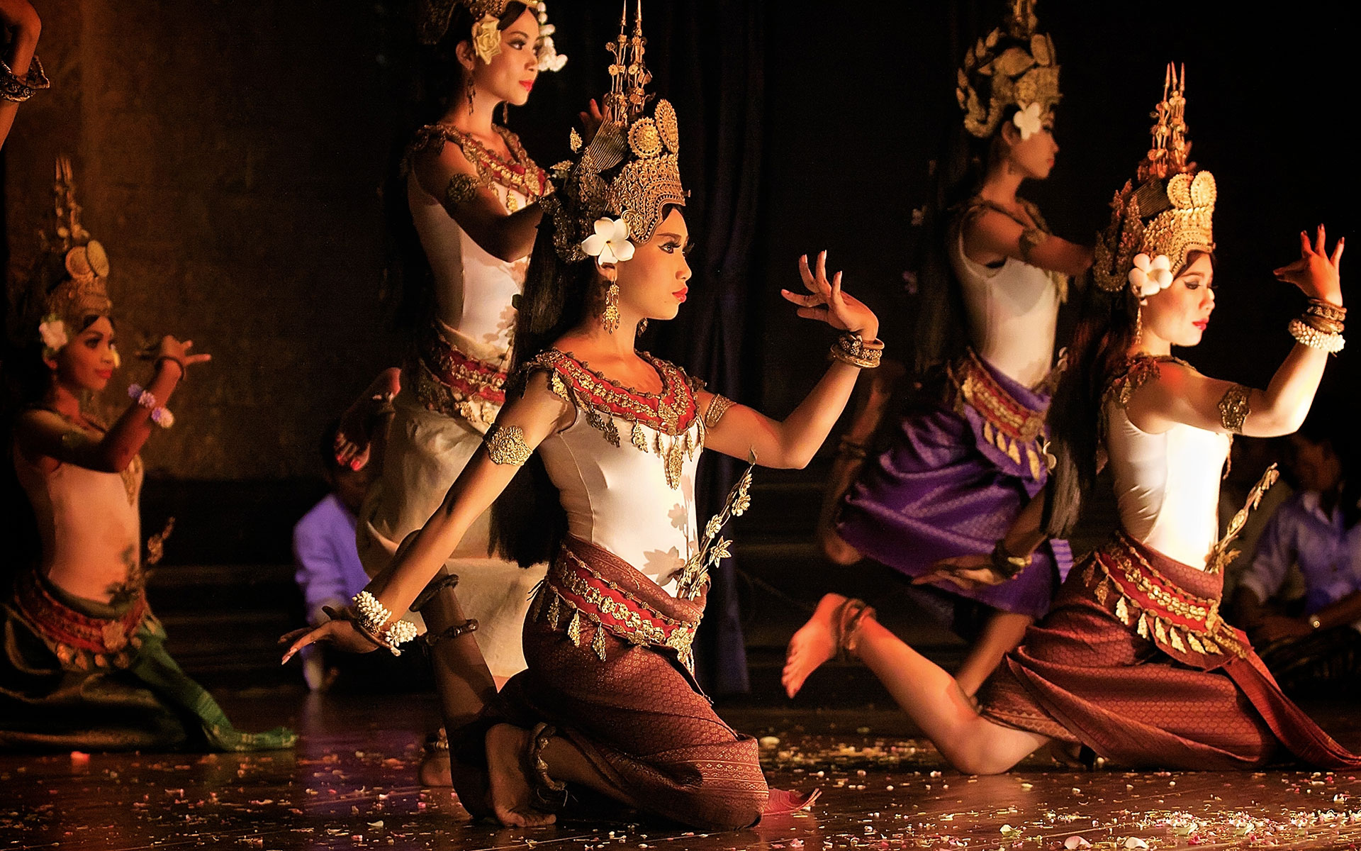 Apsara is the most popular form of classical Cambodian dance. 