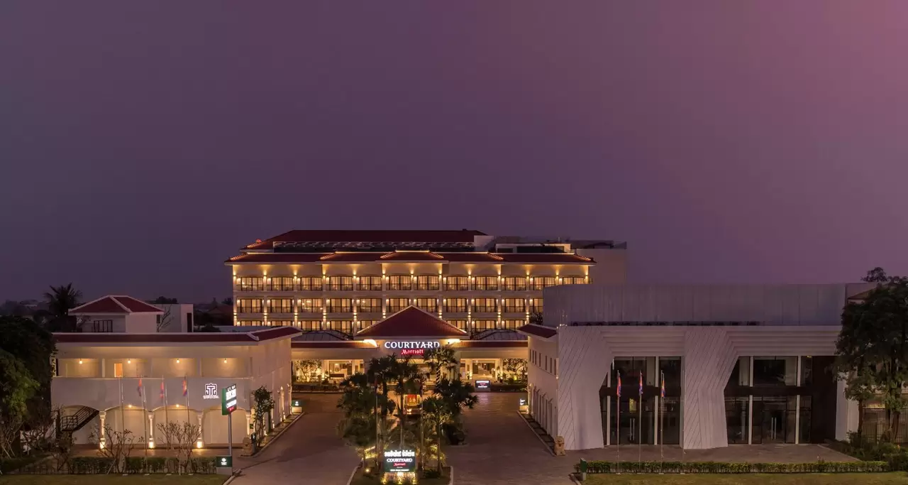 COURTYARD Marriott Siem Reap features award-winning Khmer architecture, forward-thinking amenities and sleek décor.