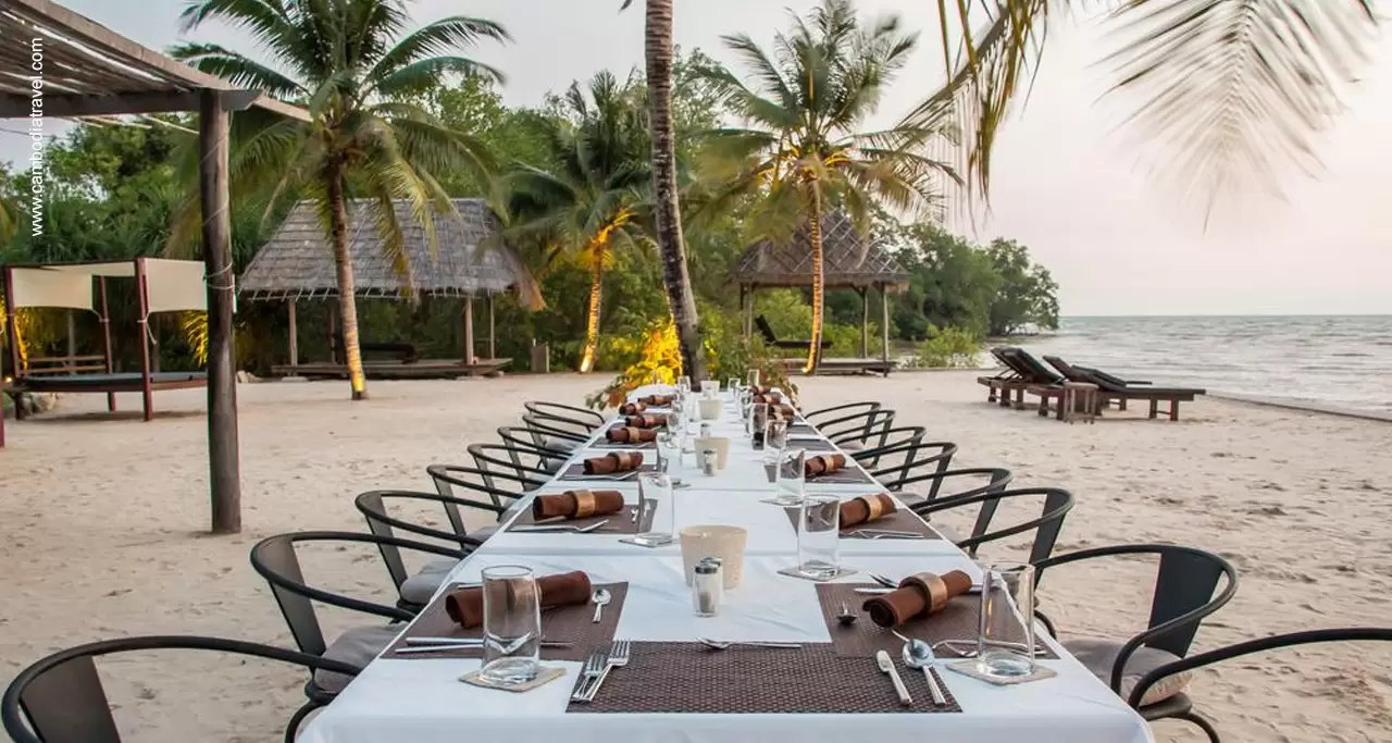 Private dinner arrangement on the beach in Samanea Beach Resort.