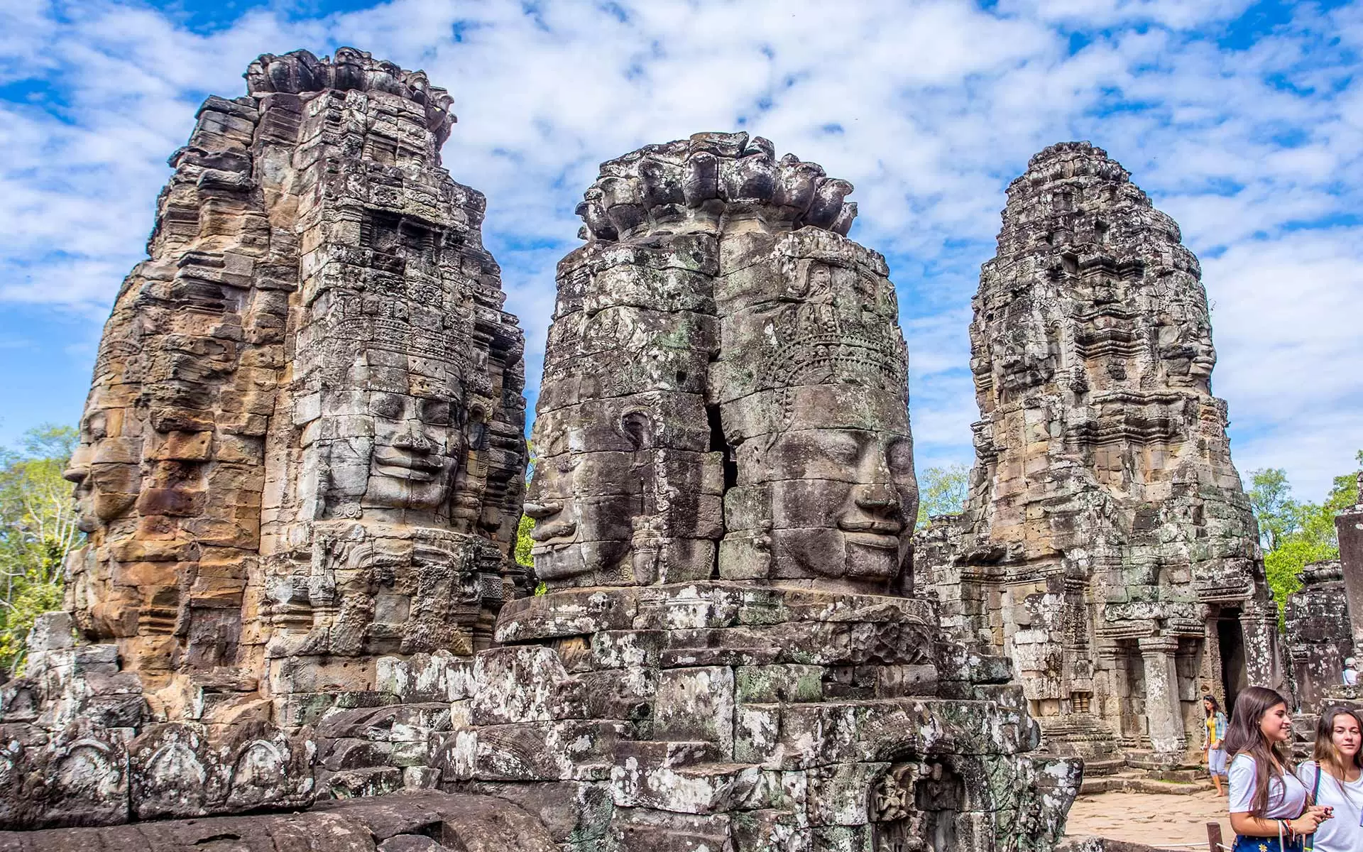 Bayon Temple Travel Guide 2024 - Best Time To Visit