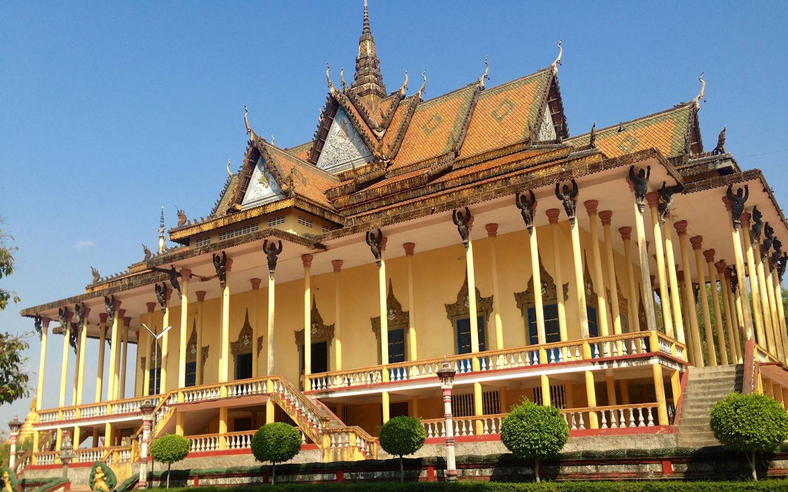 travel to kratie cambodia
