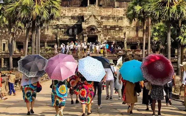 Cambodia Weather in April