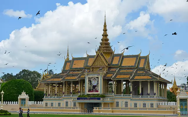 Cambodia weather in May