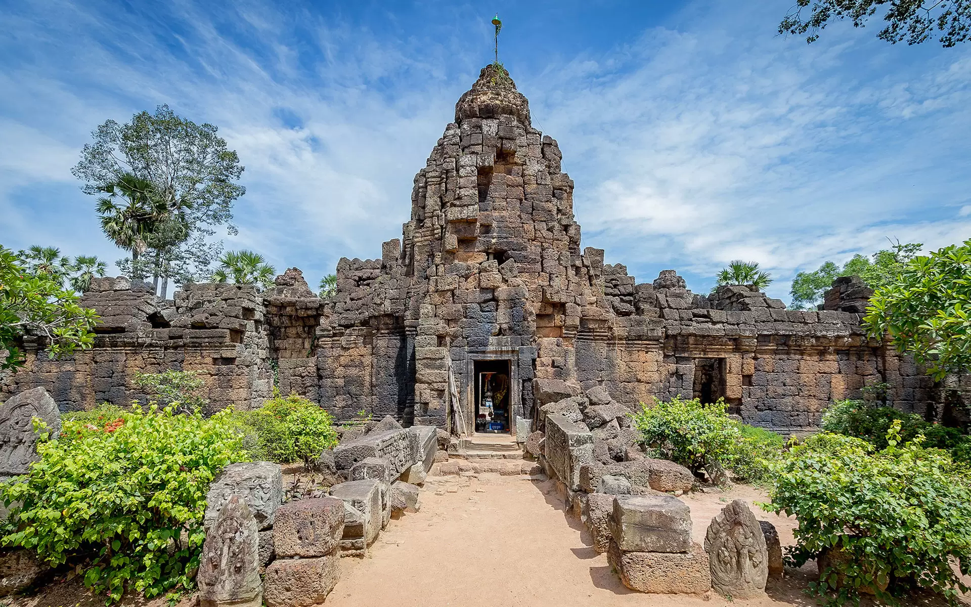 COVID-19 Guide for Travelers to and in Cambodia