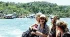 sihanoukville-beach-with-friend
